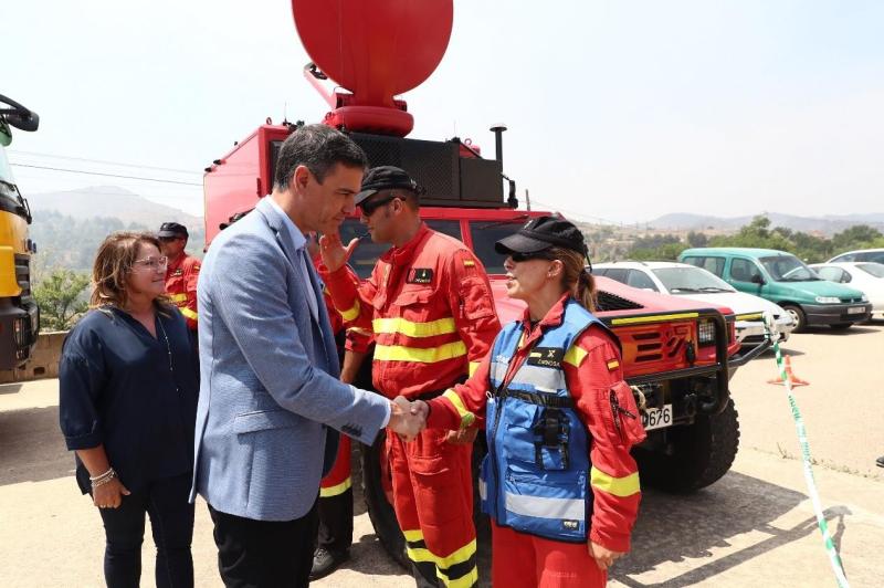 Pedro Sánchez visita las zonas afectadas por los incendios en Aragón y pide “extremar todas las precauciones ante la nueva ola de calor en España”