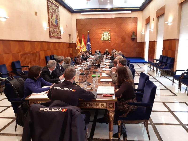 Los ucranianos desplazados en Aragón tendrán oficinas específicas en la Policía Nacional para tramitar de forma exprés sus permisos temporales 
