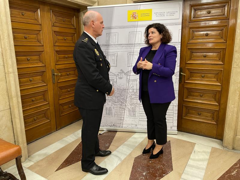 María Rivas aborda co novo xefe superior de Policía de Galicia a importancia de manter a colaboración entre institucións e os bos datos de criminalidade na provincia 