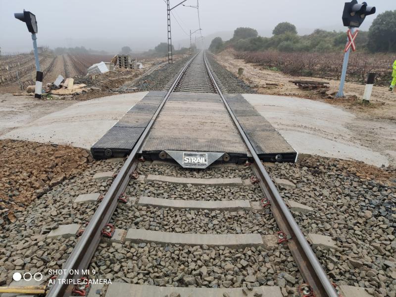 Adif invierte cerca de 1M€ en las obras de reparación de la infraestructura ferroviaria entre Logroño y Fuenmayor