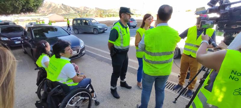 Las distracciones al volante han provocado el 57% de los accidentes mortales en vías interurbanas de la Región de Murcia en 2022